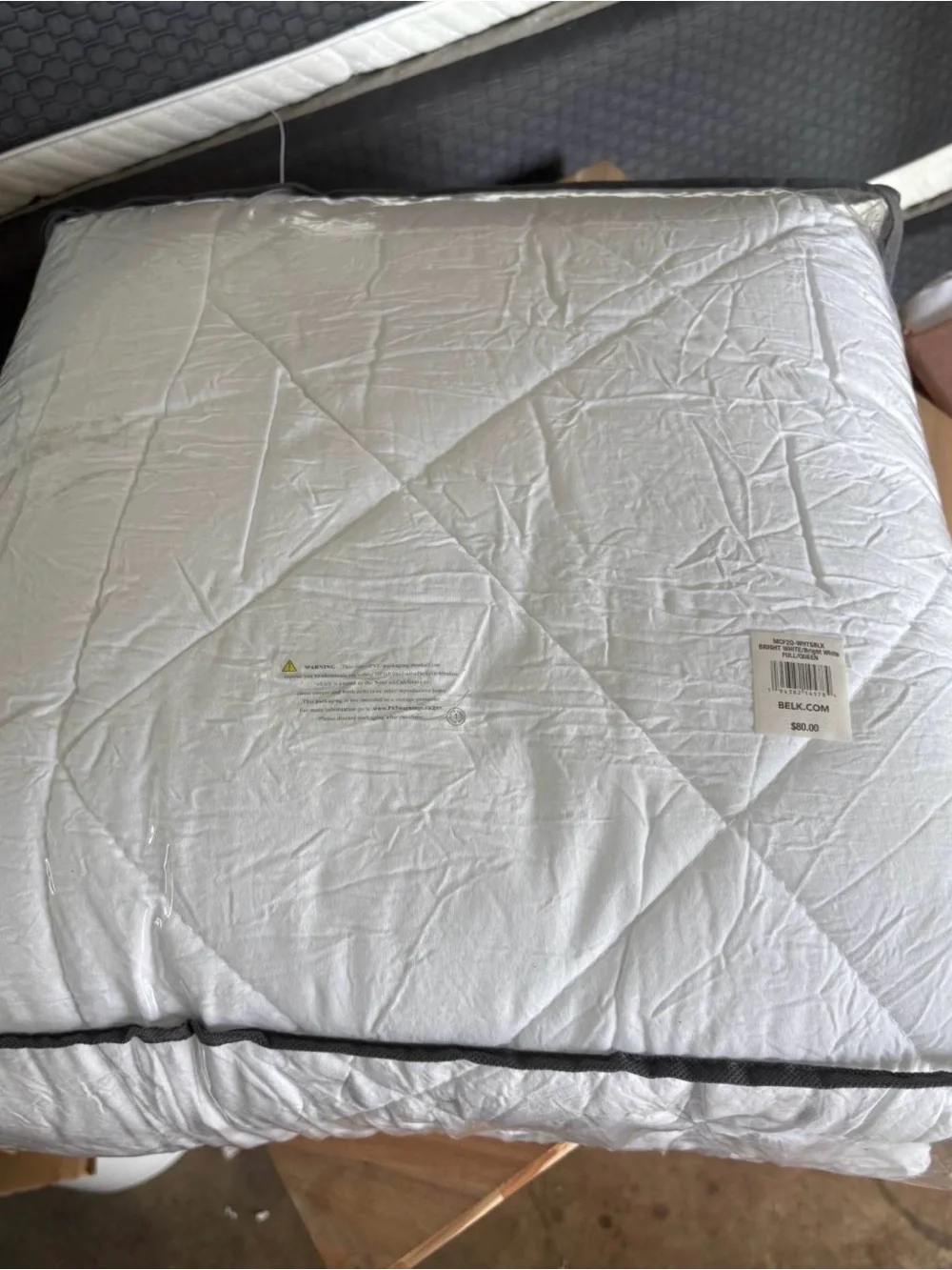 NEW! Full/Queen White Down Alternative Blanket & Sham Set
